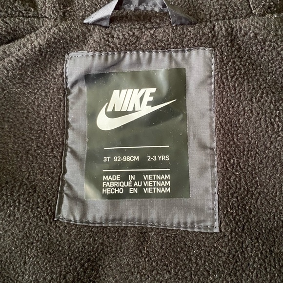 Nike Windrunner Jacket Size 3T - Picture 5 of 5